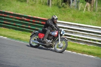 Mallory-park-Leicestershire;Mallory-park-photographs;Motorcycle-action-photographs;classic-bikes;event-digital-images;eventdigitalimages;mallory-park;no-limits-trackday;peter-wileman-photography;vintage-bikes;vintage-motorcycles;vmcc-festival-1000-bikes