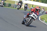 Mallory-park-Leicestershire;Mallory-park-photographs;Motorcycle-action-photographs;classic-bikes;event-digital-images;eventdigitalimages;mallory-park;no-limits-trackday;peter-wileman-photography;vintage-bikes;vintage-motorcycles;vmcc-festival-1000-bikes