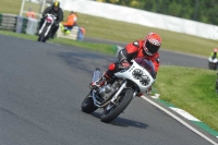 Mallory-park-Leicestershire;Mallory-park-photographs;Motorcycle-action-photographs;classic-bikes;event-digital-images;eventdigitalimages;mallory-park;no-limits-trackday;peter-wileman-photography;vintage-bikes;vintage-motorcycles;vmcc-festival-1000-bikes