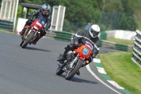 Mallory-park-Leicestershire;Mallory-park-photographs;Motorcycle-action-photographs;classic-bikes;event-digital-images;eventdigitalimages;mallory-park;no-limits-trackday;peter-wileman-photography;vintage-bikes;vintage-motorcycles;vmcc-festival-1000-bikes