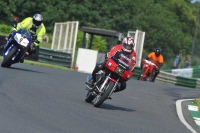 Mallory-park-Leicestershire;Mallory-park-photographs;Motorcycle-action-photographs;classic-bikes;event-digital-images;eventdigitalimages;mallory-park;no-limits-trackday;peter-wileman-photography;vintage-bikes;vintage-motorcycles;vmcc-festival-1000-bikes