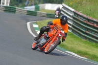 Mallory-park-Leicestershire;Mallory-park-photographs;Motorcycle-action-photographs;classic-bikes;event-digital-images;eventdigitalimages;mallory-park;no-limits-trackday;peter-wileman-photography;vintage-bikes;vintage-motorcycles;vmcc-festival-1000-bikes