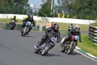 Mallory-park-Leicestershire;Mallory-park-photographs;Motorcycle-action-photographs;classic-bikes;event-digital-images;eventdigitalimages;mallory-park;no-limits-trackday;peter-wileman-photography;vintage-bikes;vintage-motorcycles;vmcc-festival-1000-bikes