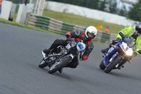 Mallory-park-Leicestershire;Mallory-park-photographs;Motorcycle-action-photographs;classic-bikes;event-digital-images;eventdigitalimages;mallory-park;no-limits-trackday;peter-wileman-photography;vintage-bikes;vintage-motorcycles;vmcc-festival-1000-bikes