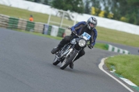 Mallory-park-Leicestershire;Mallory-park-photographs;Motorcycle-action-photographs;classic-bikes;event-digital-images;eventdigitalimages;mallory-park;no-limits-trackday;peter-wileman-photography;vintage-bikes;vintage-motorcycles;vmcc-festival-1000-bikes