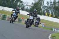 Mallory-park-Leicestershire;Mallory-park-photographs;Motorcycle-action-photographs;classic-bikes;event-digital-images;eventdigitalimages;mallory-park;no-limits-trackday;peter-wileman-photography;vintage-bikes;vintage-motorcycles;vmcc-festival-1000-bikes