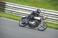 Mallory-park-Leicestershire;Mallory-park-photographs;Motorcycle-action-photographs;classic-bikes;event-digital-images;eventdigitalimages;mallory-park;no-limits-trackday;peter-wileman-photography;vintage-bikes;vintage-motorcycles;vmcc-festival-1000-bikes