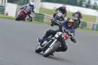 Mallory-park-Leicestershire;Mallory-park-photographs;Motorcycle-action-photographs;classic-bikes;event-digital-images;eventdigitalimages;mallory-park;no-limits-trackday;peter-wileman-photography;vintage-bikes;vintage-motorcycles;vmcc-festival-1000-bikes