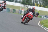 Mallory-park-Leicestershire;Mallory-park-photographs;Motorcycle-action-photographs;classic-bikes;event-digital-images;eventdigitalimages;mallory-park;no-limits-trackday;peter-wileman-photography;vintage-bikes;vintage-motorcycles;vmcc-festival-1000-bikes