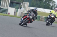 Mallory-park-Leicestershire;Mallory-park-photographs;Motorcycle-action-photographs;classic-bikes;event-digital-images;eventdigitalimages;mallory-park;no-limits-trackday;peter-wileman-photography;vintage-bikes;vintage-motorcycles;vmcc-festival-1000-bikes