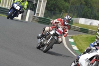 Mallory-park-Leicestershire;Mallory-park-photographs;Motorcycle-action-photographs;classic-bikes;event-digital-images;eventdigitalimages;mallory-park;no-limits-trackday;peter-wileman-photography;vintage-bikes;vintage-motorcycles;vmcc-festival-1000-bikes