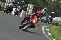 Mallory-park-Leicestershire;Mallory-park-photographs;Motorcycle-action-photographs;classic-bikes;event-digital-images;eventdigitalimages;mallory-park;no-limits-trackday;peter-wileman-photography;vintage-bikes;vintage-motorcycles;vmcc-festival-1000-bikes