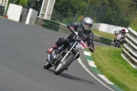 Mallory-park-Leicestershire;Mallory-park-photographs;Motorcycle-action-photographs;classic-bikes;event-digital-images;eventdigitalimages;mallory-park;no-limits-trackday;peter-wileman-photography;vintage-bikes;vintage-motorcycles;vmcc-festival-1000-bikes