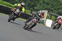 Mallory-park-Leicestershire;Mallory-park-photographs;Motorcycle-action-photographs;classic-bikes;event-digital-images;eventdigitalimages;mallory-park;no-limits-trackday;peter-wileman-photography;vintage-bikes;vintage-motorcycles;vmcc-festival-1000-bikes