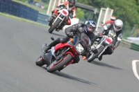 Mallory-park-Leicestershire;Mallory-park-photographs;Motorcycle-action-photographs;classic-bikes;event-digital-images;eventdigitalimages;mallory-park;no-limits-trackday;peter-wileman-photography;vintage-bikes;vintage-motorcycles;vmcc-festival-1000-bikes