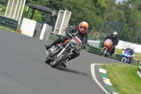 Mallory-park-Leicestershire;Mallory-park-photographs;Motorcycle-action-photographs;classic-bikes;event-digital-images;eventdigitalimages;mallory-park;no-limits-trackday;peter-wileman-photography;vintage-bikes;vintage-motorcycles;vmcc-festival-1000-bikes