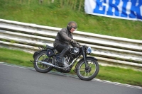 Mallory-park-Leicestershire;Mallory-park-photographs;Motorcycle-action-photographs;classic-bikes;event-digital-images;eventdigitalimages;mallory-park;no-limits-trackday;peter-wileman-photography;vintage-bikes;vintage-motorcycles;vmcc-festival-1000-bikes