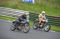 Mallory-park-Leicestershire;Mallory-park-photographs;Motorcycle-action-photographs;classic-bikes;event-digital-images;eventdigitalimages;mallory-park;no-limits-trackday;peter-wileman-photography;vintage-bikes;vintage-motorcycles;vmcc-festival-1000-bikes