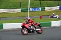 Mallory-park-Leicestershire;Mallory-park-photographs;Motorcycle-action-photographs;classic-bikes;event-digital-images;eventdigitalimages;mallory-park;no-limits-trackday;peter-wileman-photography;vintage-bikes;vintage-motorcycles;vmcc-festival-1000-bikes