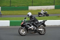 Mallory-park-Leicestershire;Mallory-park-photographs;Motorcycle-action-photographs;classic-bikes;event-digital-images;eventdigitalimages;mallory-park;no-limits-trackday;peter-wileman-photography;vintage-bikes;vintage-motorcycles;vmcc-festival-1000-bikes