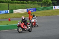 Mallory-park-Leicestershire;Mallory-park-photographs;Motorcycle-action-photographs;classic-bikes;event-digital-images;eventdigitalimages;mallory-park;no-limits-trackday;peter-wileman-photography;vintage-bikes;vintage-motorcycles;vmcc-festival-1000-bikes