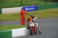 Mallory-park-Leicestershire;Mallory-park-photographs;Motorcycle-action-photographs;classic-bikes;event-digital-images;eventdigitalimages;mallory-park;no-limits-trackday;peter-wileman-photography;vintage-bikes;vintage-motorcycles;vmcc-festival-1000-bikes