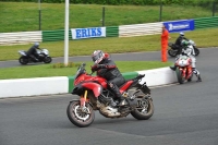 Mallory-park-Leicestershire;Mallory-park-photographs;Motorcycle-action-photographs;classic-bikes;event-digital-images;eventdigitalimages;mallory-park;no-limits-trackday;peter-wileman-photography;vintage-bikes;vintage-motorcycles;vmcc-festival-1000-bikes