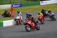 Mallory-park-Leicestershire;Mallory-park-photographs;Motorcycle-action-photographs;classic-bikes;event-digital-images;eventdigitalimages;mallory-park;no-limits-trackday;peter-wileman-photography;vintage-bikes;vintage-motorcycles;vmcc-festival-1000-bikes