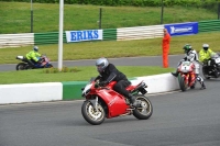 Mallory-park-Leicestershire;Mallory-park-photographs;Motorcycle-action-photographs;classic-bikes;event-digital-images;eventdigitalimages;mallory-park;no-limits-trackday;peter-wileman-photography;vintage-bikes;vintage-motorcycles;vmcc-festival-1000-bikes