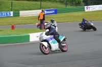 Mallory-park-Leicestershire;Mallory-park-photographs;Motorcycle-action-photographs;classic-bikes;event-digital-images;eventdigitalimages;mallory-park;no-limits-trackday;peter-wileman-photography;vintage-bikes;vintage-motorcycles;vmcc-festival-1000-bikes