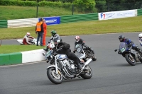 Mallory-park-Leicestershire;Mallory-park-photographs;Motorcycle-action-photographs;classic-bikes;event-digital-images;eventdigitalimages;mallory-park;no-limits-trackday;peter-wileman-photography;vintage-bikes;vintage-motorcycles;vmcc-festival-1000-bikes