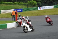 Mallory-park-Leicestershire;Mallory-park-photographs;Motorcycle-action-photographs;classic-bikes;event-digital-images;eventdigitalimages;mallory-park;no-limits-trackday;peter-wileman-photography;vintage-bikes;vintage-motorcycles;vmcc-festival-1000-bikes