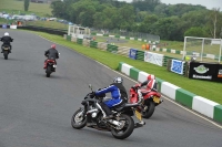 Mallory-park-Leicestershire;Mallory-park-photographs;Motorcycle-action-photographs;classic-bikes;event-digital-images;eventdigitalimages;mallory-park;no-limits-trackday;peter-wileman-photography;vintage-bikes;vintage-motorcycles;vmcc-festival-1000-bikes