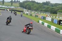 Mallory-park-Leicestershire;Mallory-park-photographs;Motorcycle-action-photographs;classic-bikes;event-digital-images;eventdigitalimages;mallory-park;no-limits-trackday;peter-wileman-photography;vintage-bikes;vintage-motorcycles;vmcc-festival-1000-bikes