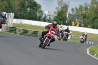 Mallory-park-Leicestershire;Mallory-park-photographs;Motorcycle-action-photographs;classic-bikes;event-digital-images;eventdigitalimages;mallory-park;no-limits-trackday;peter-wileman-photography;vintage-bikes;vintage-motorcycles;vmcc-festival-1000-bikes