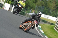 Mallory-park-Leicestershire;Mallory-park-photographs;Motorcycle-action-photographs;classic-bikes;event-digital-images;eventdigitalimages;mallory-park;no-limits-trackday;peter-wileman-photography;vintage-bikes;vintage-motorcycles;vmcc-festival-1000-bikes