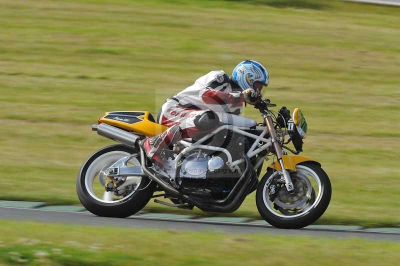 Mallory park Leicestershire;Mallory park photographs;Motorcycle action photographs;classic bikes;event digital images;eventdigitalimages;mallory park;no limits trackday;peter wileman photography;vintage bikes;vintage motorcycles;vmcc festival 1000 bikes