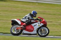 Mallory-park-Leicestershire;Mallory-park-photographs;Motorcycle-action-photographs;classic-bikes;event-digital-images;eventdigitalimages;mallory-park;no-limits-trackday;peter-wileman-photography;vintage-bikes;vintage-motorcycles;vmcc-festival-1000-bikes