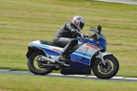 Mallory-park-Leicestershire;Mallory-park-photographs;Motorcycle-action-photographs;classic-bikes;event-digital-images;eventdigitalimages;mallory-park;no-limits-trackday;peter-wileman-photography;vintage-bikes;vintage-motorcycles;vmcc-festival-1000-bikes