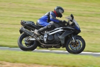 Mallory-park-Leicestershire;Mallory-park-photographs;Motorcycle-action-photographs;classic-bikes;event-digital-images;eventdigitalimages;mallory-park;no-limits-trackday;peter-wileman-photography;vintage-bikes;vintage-motorcycles;vmcc-festival-1000-bikes