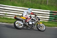 Mallory-park-Leicestershire;Mallory-park-photographs;Motorcycle-action-photographs;classic-bikes;event-digital-images;eventdigitalimages;mallory-park;no-limits-trackday;peter-wileman-photography;vintage-bikes;vintage-motorcycles;vmcc-festival-1000-bikes