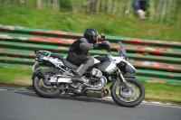 Mallory-park-Leicestershire;Mallory-park-photographs;Motorcycle-action-photographs;classic-bikes;event-digital-images;eventdigitalimages;mallory-park;no-limits-trackday;peter-wileman-photography;vintage-bikes;vintage-motorcycles;vmcc-festival-1000-bikes