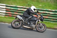 Mallory-park-Leicestershire;Mallory-park-photographs;Motorcycle-action-photographs;classic-bikes;event-digital-images;eventdigitalimages;mallory-park;no-limits-trackday;peter-wileman-photography;vintage-bikes;vintage-motorcycles;vmcc-festival-1000-bikes