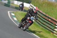 Mallory-park-Leicestershire;Mallory-park-photographs;Motorcycle-action-photographs;classic-bikes;event-digital-images;eventdigitalimages;mallory-park;no-limits-trackday;peter-wileman-photography;vintage-bikes;vintage-motorcycles;vmcc-festival-1000-bikes