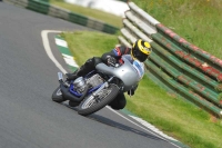 Mallory-park-Leicestershire;Mallory-park-photographs;Motorcycle-action-photographs;classic-bikes;event-digital-images;eventdigitalimages;mallory-park;no-limits-trackday;peter-wileman-photography;vintage-bikes;vintage-motorcycles;vmcc-festival-1000-bikes