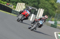 Mallory-park-Leicestershire;Mallory-park-photographs;Motorcycle-action-photographs;classic-bikes;event-digital-images;eventdigitalimages;mallory-park;no-limits-trackday;peter-wileman-photography;vintage-bikes;vintage-motorcycles;vmcc-festival-1000-bikes