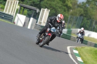 Mallory-park-Leicestershire;Mallory-park-photographs;Motorcycle-action-photographs;classic-bikes;event-digital-images;eventdigitalimages;mallory-park;no-limits-trackday;peter-wileman-photography;vintage-bikes;vintage-motorcycles;vmcc-festival-1000-bikes