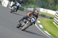 Mallory-park-Leicestershire;Mallory-park-photographs;Motorcycle-action-photographs;classic-bikes;event-digital-images;eventdigitalimages;mallory-park;no-limits-trackday;peter-wileman-photography;vintage-bikes;vintage-motorcycles;vmcc-festival-1000-bikes