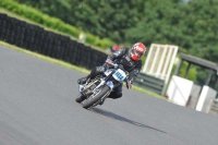 Mallory-park-Leicestershire;Mallory-park-photographs;Motorcycle-action-photographs;classic-bikes;event-digital-images;eventdigitalimages;mallory-park;no-limits-trackday;peter-wileman-photography;vintage-bikes;vintage-motorcycles;vmcc-festival-1000-bikes