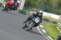 Mallory-park-Leicestershire;Mallory-park-photographs;Motorcycle-action-photographs;classic-bikes;event-digital-images;eventdigitalimages;mallory-park;no-limits-trackday;peter-wileman-photography;vintage-bikes;vintage-motorcycles;vmcc-festival-1000-bikes